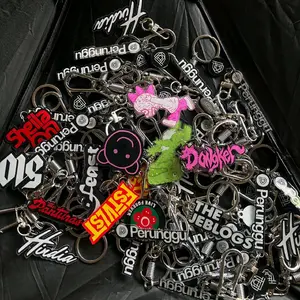 Keychain Gantungan Kunci Band Akrilik Gratis Sticker UV