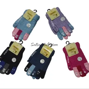 Sarung tangan anak cewek tk sampai SD bahan wool Motif Perempuan