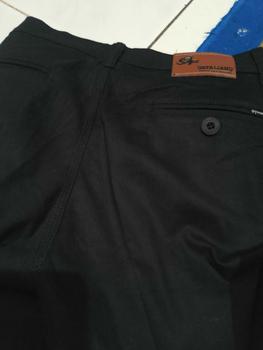 Product Review of CELANA PENDEK PRIA BROADSHORT COWOK HITAM PREMIUM QUALITY SHORT BOXER SURFING DISTRO 28 - 38 Shorts Santai BAHAN MELAR Katun Dewasa Kotak from M**r B**e 1