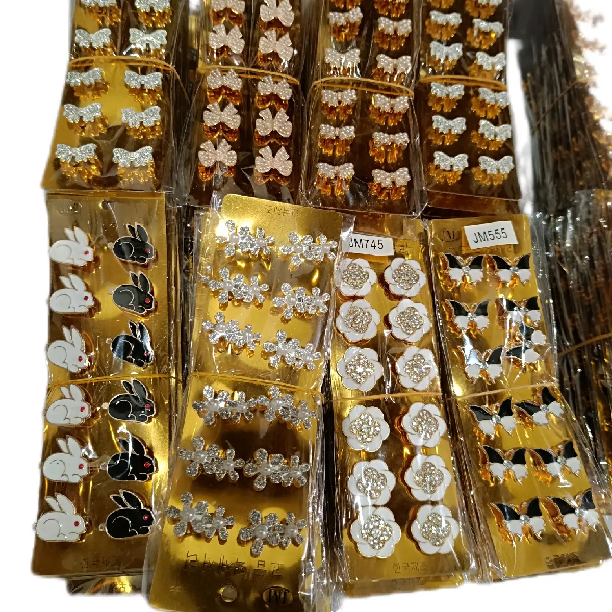 bros dagu kecil 1lusin / 12pcs motif campur /random