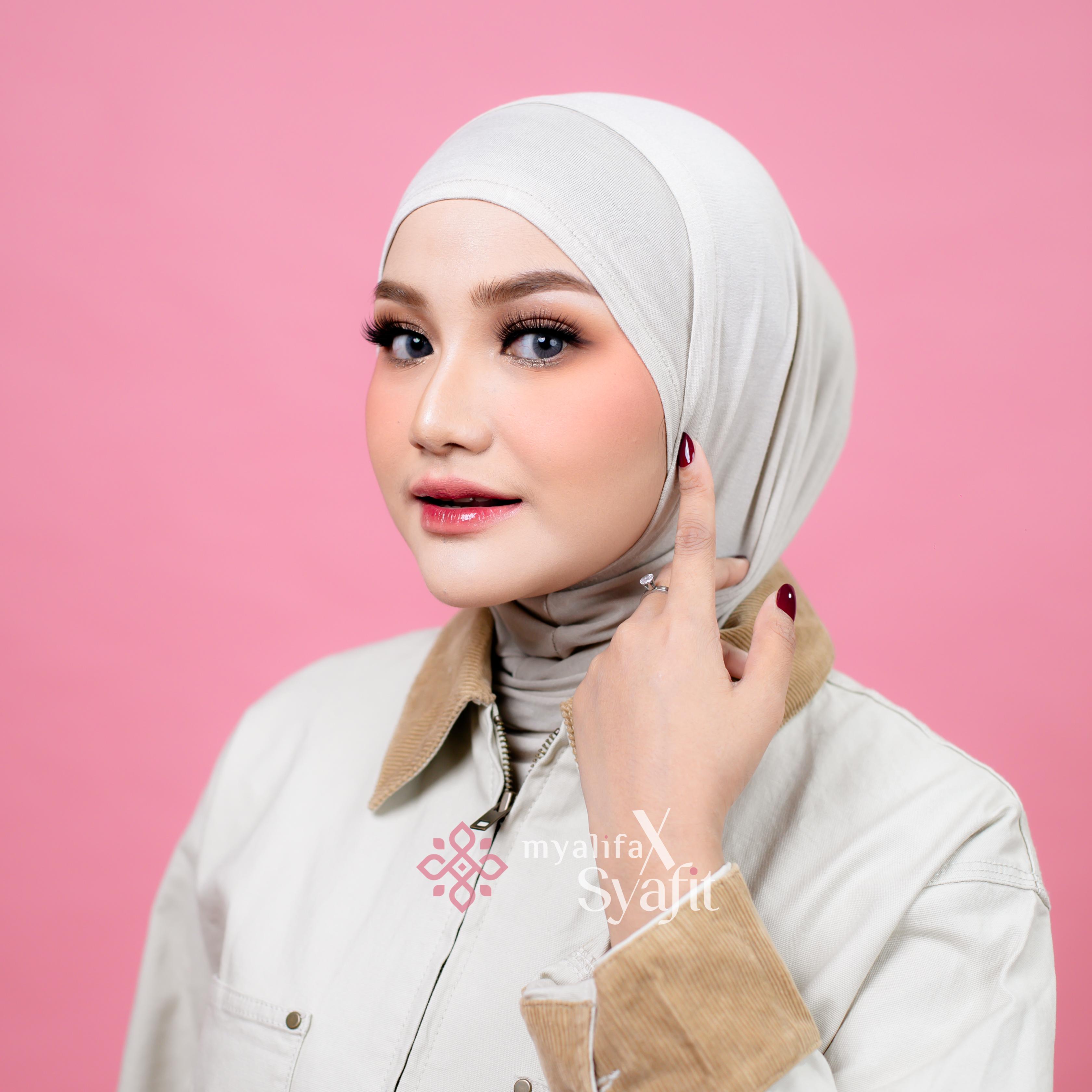 Myalifa X Syafit Hijab Instan Viscose Rayon Airy Mahda Pashmina Instan Hijab Syari Jilbab Instan Kerudung Bergo Instan Terbaru Myalifa X Syafit Hijab Instan Viscose Rayon Airy Mahda Pashmina Instan Hijab Syari Jilbab Instan Kerudung Bergo Instan Terbaru