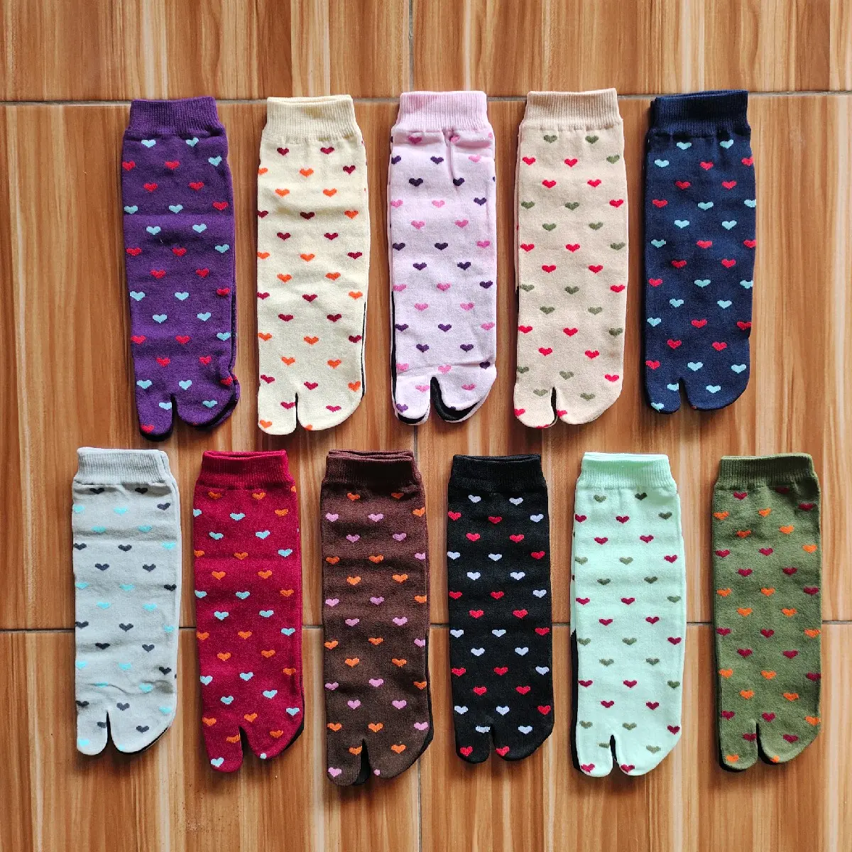 Kaos Kaki Anak Jempol Nilon Motif Love