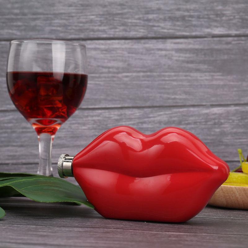 Hip Flask Red Lips Shape 5oz Food Grade Stainless Steel Alcohol Whiskey Bottle Gifts Drinkware Bridesmaid Flasks 2
