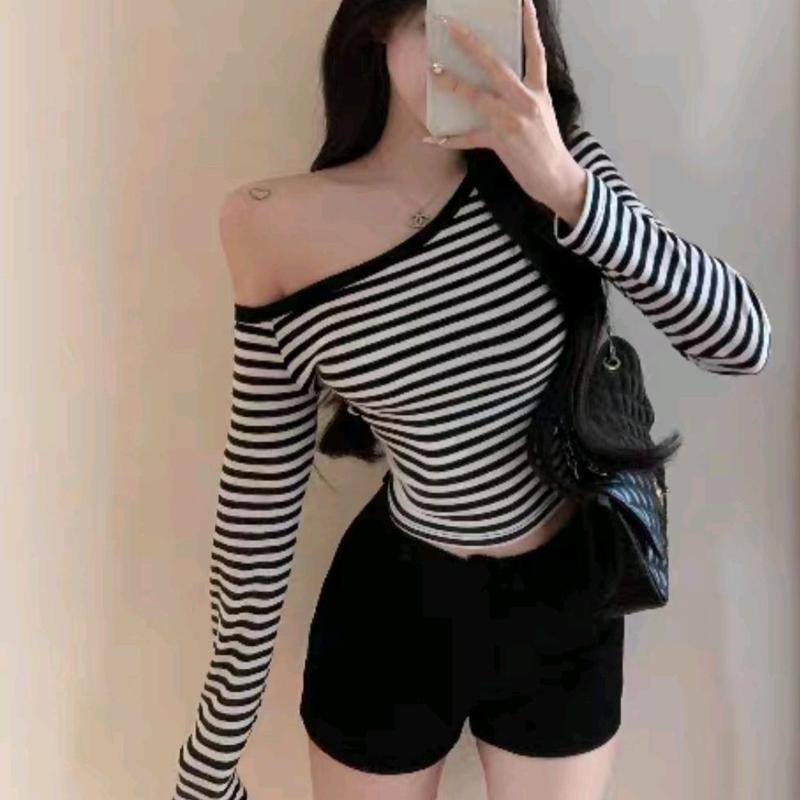  Áo sọc ngang lệch vai 1 bên tay dài cá tính A230 