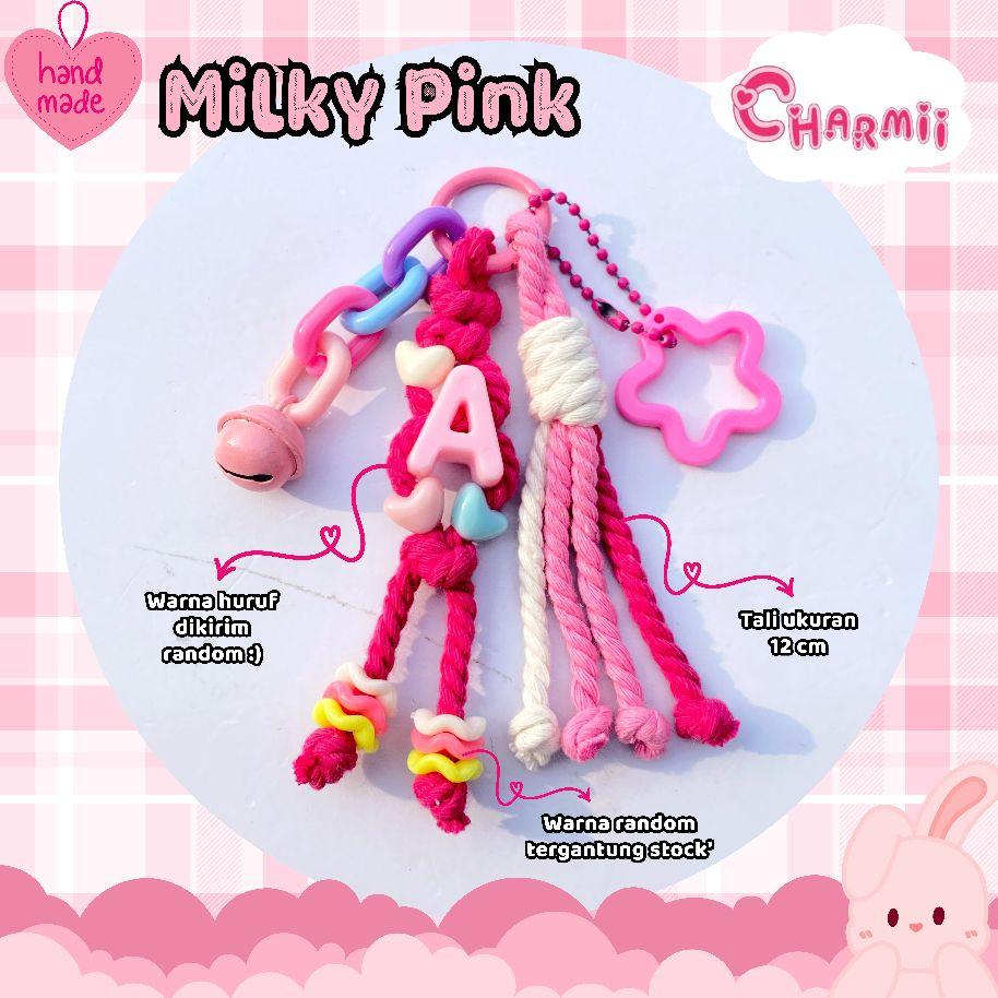 [PROMO] Bag Charm Inisial Huruf Gantungan Tas / Gantungan Kunci Inisial / Gantungan Tumbler Huruf by Charmii