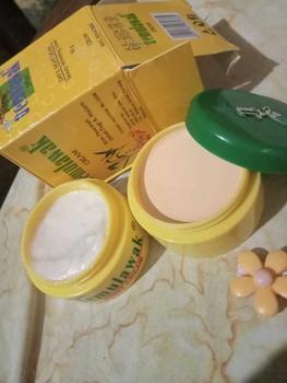 Product Review of FULL SEGEL CREAM TEMULAWAK SIANG + MALAM ORIGINAL HOLOGRAM HOLO GOLD DUS  BLINK BLING from N**g D**u N**i 1