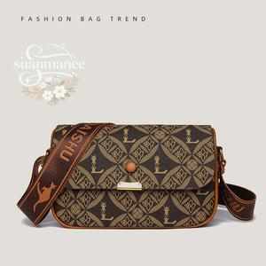 กระเป๋าสะพายไหล่และสะพายข้าง, สไตล์พิมพ์ลาย, การออกแบบพลิกด้านบน, น้ำหนักเบา, กันน้ำ, กันรั่วด้านข้าง, มีสไตล์และหลากหลาย, ส่วนลดเวลา จำกัด, ขายร้อน