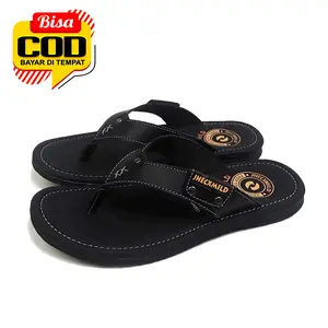 Sandal Pria Japit Kulit Sintesis Outsole Karet Nyaman Desain Elegan Fashionable Trendy Bahan Upper Kulit Sintesis Bahan Outsole Karet PVC Ukuran 39-43