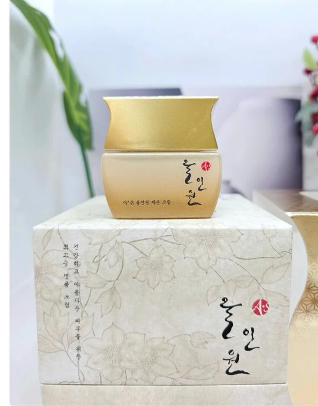   Hàng Cao Cấp  1 Hộp Kem Sâm Dưỡng Da 50g Hàn Quốc Mã Mới SP002181 