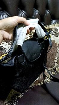 Product Review of ELDORA Hanna Tas Tangan Sling Bag Hitam Polos Wanita from i**o 0