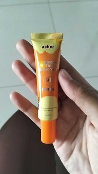 Product Review of [TRAVEL SIZE] AZLOE TINTED SUNSCREEN HYBRID KULIT BERMINYAK BERJERAWAT [AZLOE TELAH UJI SPF] D from g**2 0