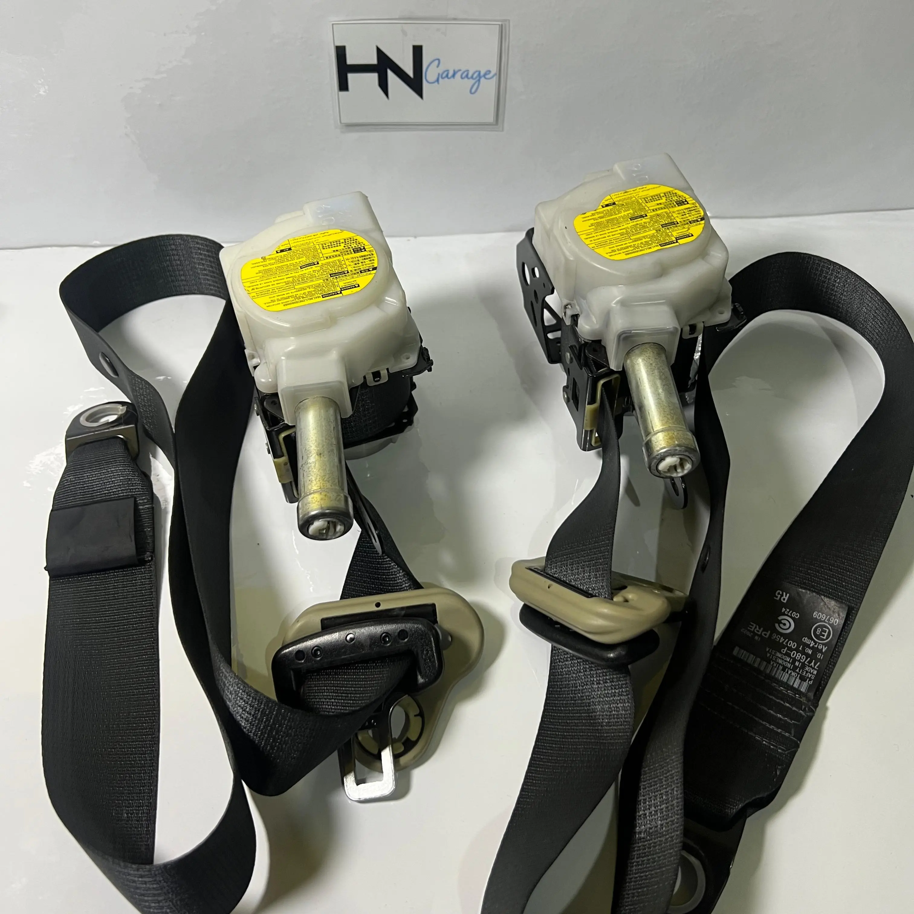 Safety Belt Toyota Fortuner Vrz Hilux Revo Original