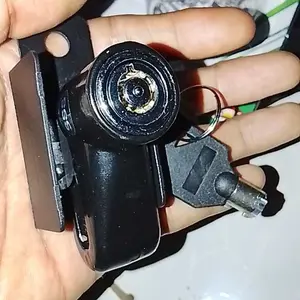 Kunci rem cakram anti maling aksesories kunci desain baru tahan air untuk sepeda motor sepeda skuter listrik Motorcycle