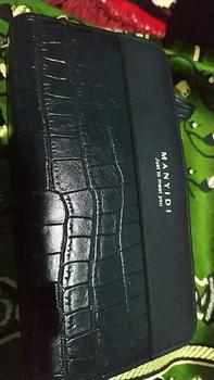 Product Review of DOMPET WANITA 2 RESLETING PANJANG KULIT CROCO PREMIUM HITAM BELGIAN WA332B5 PESTA KOREA TALI PENDEK KARTU KEKINIAN REMAJA MURAH from A**y 0