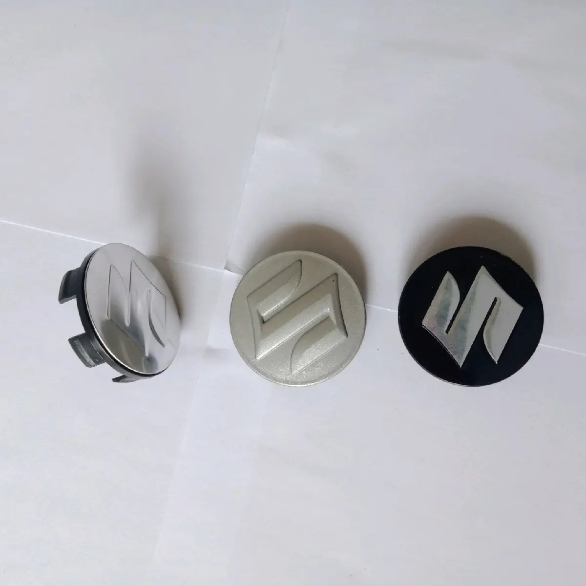 Dop Roda 5,5 cm Suzuki Ertiga, XL7, Karimun, Baleno, Futura, Swift, Splash, Grand Vitara