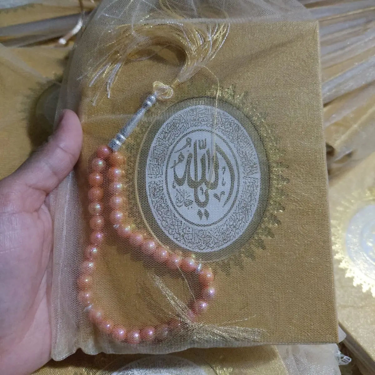 Paket 10 Buku Yassin & Tahlil Hard Cover 128 Halaman + Kantong Tile + Tasbih Mutiara / Kayu