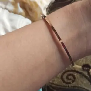 Gelang Bangle Titanium Wanita Slim Polos Gold Premium Fashion Korean Style Anti Karat Mewah