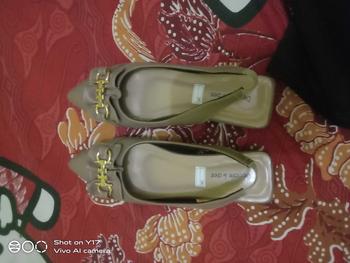 Product Review of Declare&Dee Heels Blok Wanita Pitaloka Square Toe High 3 CM Black Karet Belakang Best Seller Shoes flat  shoes from G**♊ 0
