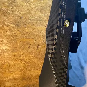 kulit jok sarung jok signatur motif amplas/pasir mix catur 3D kualitas premium jahit double seat cocok untuk motor beat.vario.mio.supra.pcx DLL Motorcycle