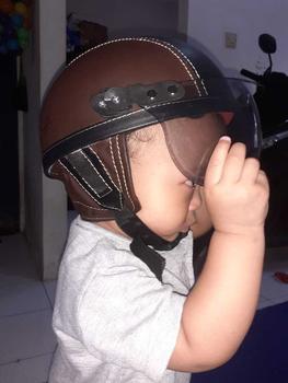 Product Review of Helm Anak Retro Chips Untuk Usia 1-5 Tahun Polos Garis Cream Coklat Free Kaca SNI from T**a n**a 2