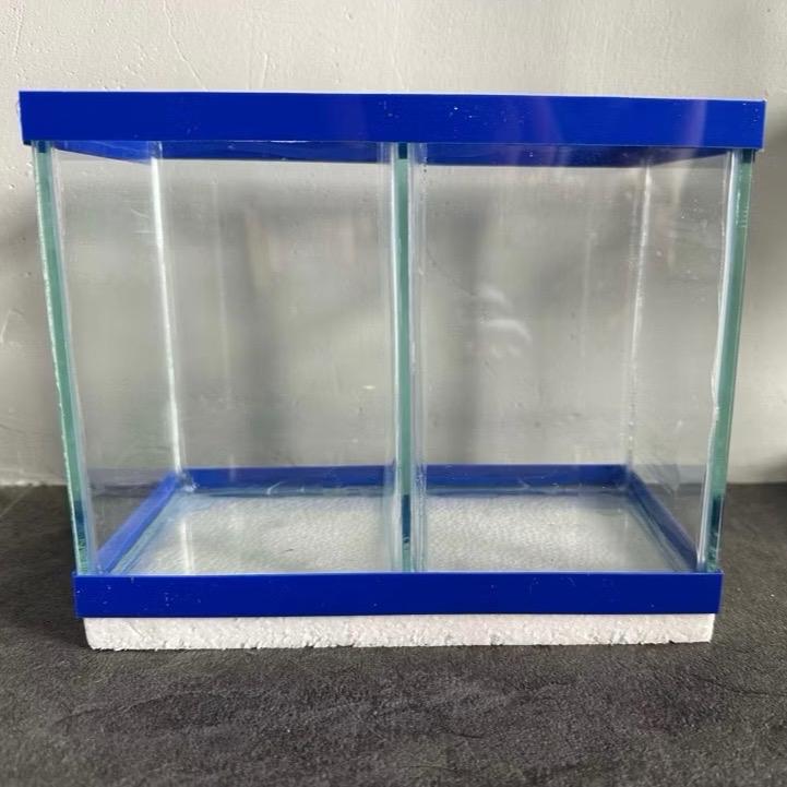 Betta tank with 2 slots 1/8 glass 3