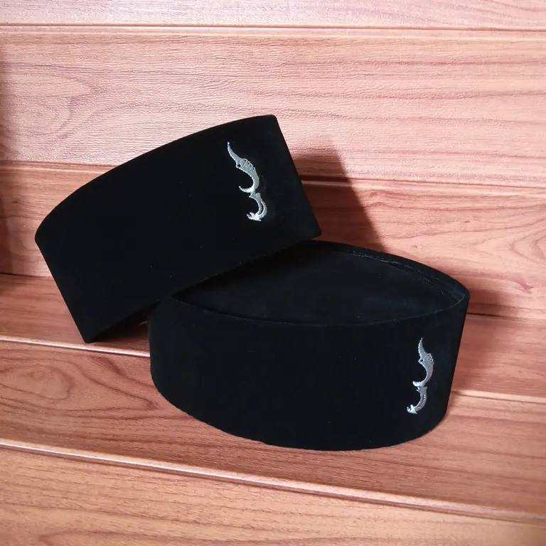 PECI SONGKOK KOPIAH HITAM LOGO KUJANG SILVER BERKUALITAS BISA BAYAR DITEMPAT READY STOCK Muslim Dewasa Bordir