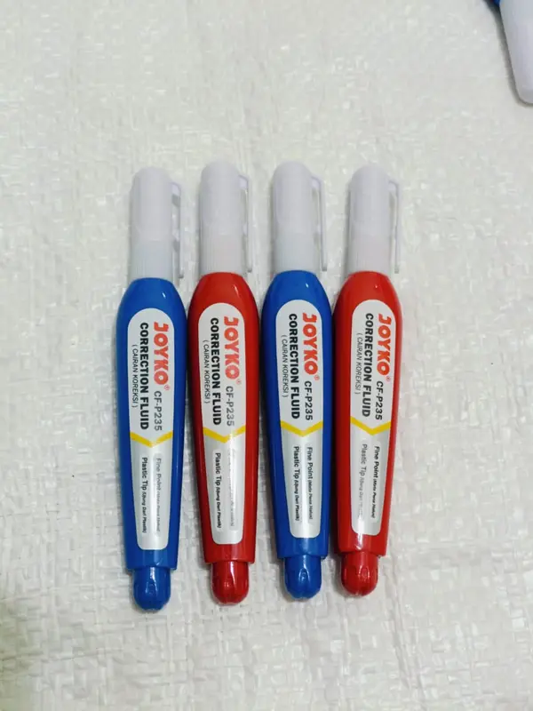 12 Pcs/ 1 Pak Tip ex Cair Joyko CF-P235 [12 Pcs] / Cairan Koreksi Pulpen / Penghapus Cair Joyko / Tip Ex Cair Joyko 1 Pack / Tip X Kecil Joyko / Penghapus Pena 1 Pak / Alat Penghapus Pulpen Ballpoint Pen Joyko Merah 3
