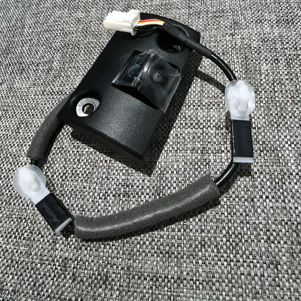 Kamera Belakang Original Mitsubishi Xforce 28442B000P untuk Mobil Mitsubishi Xforce