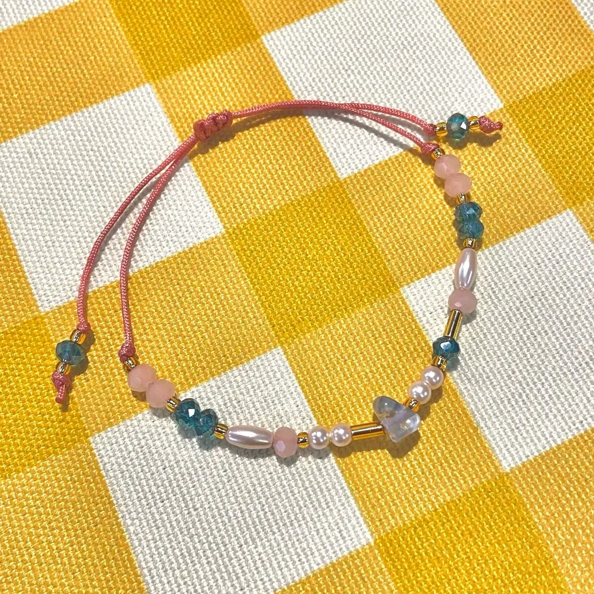 LUDIC. AUDREY natural stone bracelet gelang serut manik