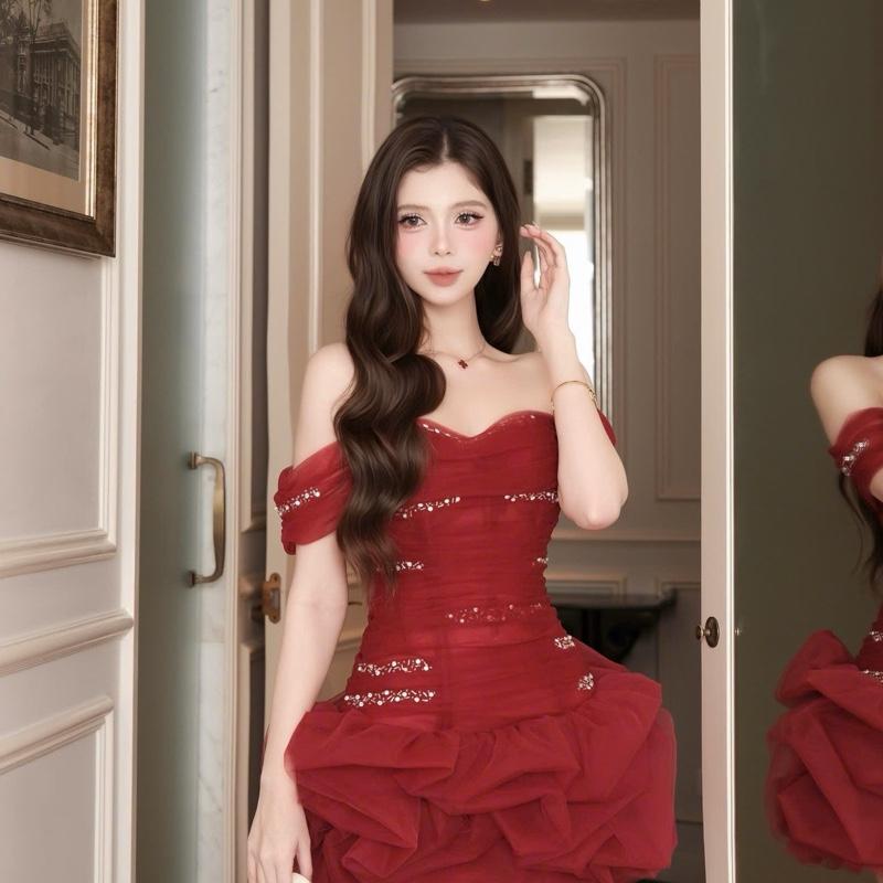  Váy cổ yếm lưới trễ vai corset đá tùng xoè xinh xắn 