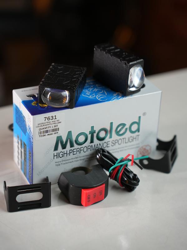 HỘP ĐÈN 2 BÓNG MINI GƯƠNG CẦU MẪU VUÔNG DẸP - MẪU CÓ KÈM CÔNG TẮC