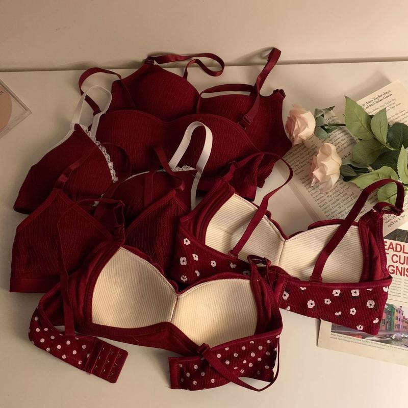 Product Introduction of Year of Birth Dragon Lucky Underwear for Women Push up Push up Anti-Sag Wireless Red Wedding Bra Set 03 7