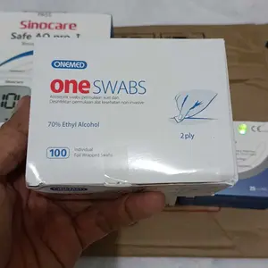 Alcohol Swab 2ply isi 100 Pcs Antiseptic Kulit - Tisu Alkohol Pad Sekali Pakai