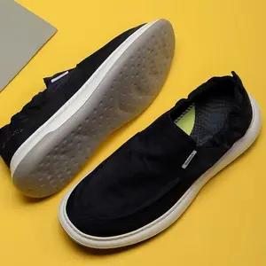 Sepatu Casual Slip On Pria Cocok Untuk Acara Santai Simple dan Elegant
