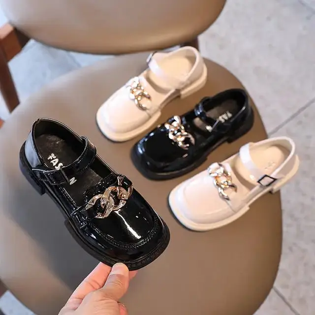 Sepatu Anak Loafers Motif Rantai / Sepatu Docmart Anak Perempuan Terbaru / Sepatu Pesta Anak Terlaris / COD / Bayar Di Tempat