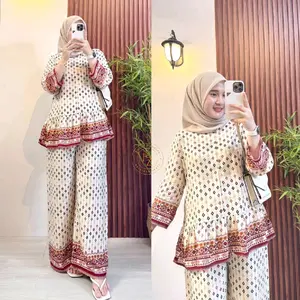 Rafellla Set by Nurii Set Semi Crop Rayon Rempel Baju Kancing Celana Panjang Wanita
