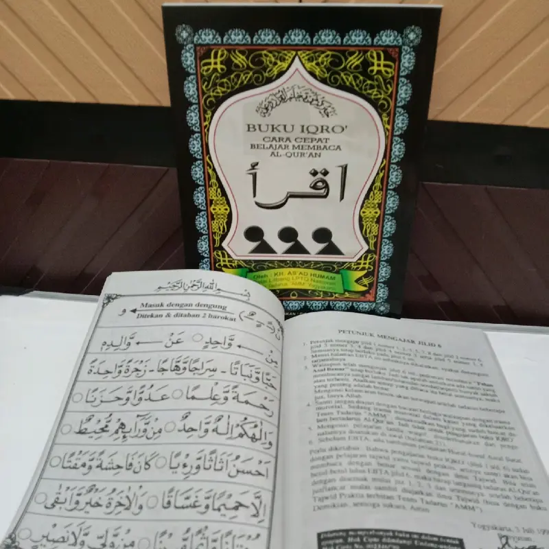 Paket 8 Buku Bacalah jilid  123,IQRO Bendel Besar, Terjemah Juzamma, Risalah Tuntunan Shalat, Juzamma Alip Alipan, Pintar Berdoa Uk A5 21 x 15 Cm 4