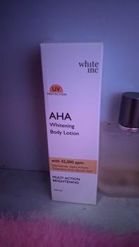Product Review of [100ml] WHITE INC AHA Body Lotion to Whitening & Moisturising | Hand Body Lotion Pencerah Mencerahkan Melembabkan Sebagai Body Booster |  Arbutin, Glycolic, Niacinamide from m** 0