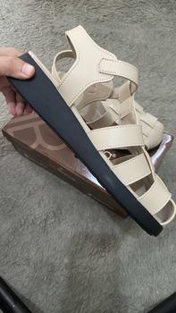 Product Review of Le Bianca ALY 21-0900 Sepatu Sendal Wanita Flat Sandal Army from 🌻**✨ 1