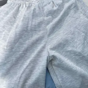 NEW HEXA Celana Jogger Baggy Loose Pants Fit untuk Wanita dan Pria Kaki Lurus Hitam Abu Olahraga Sport Bahan Katun Fleece Nyaman