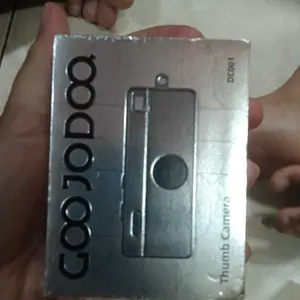 Goojodoq DC002 Charmera Keychain Kamera - 720P Mini Camera, Aksesori CCD Retro, Hadiah Unik untuk Pelajar dan Teman