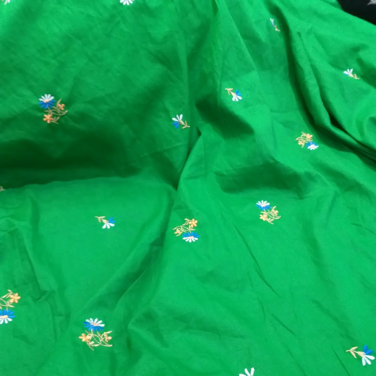 KAIN KATUN BORDIR MOTIF LUCU Kemeja