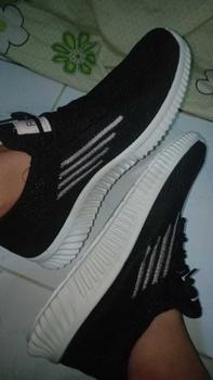 Product Review of RUIMO Sepatu Sneakers Kasual Wanita Fashionable Trendy  Ternyaman - 333 Casual Karet Merah Shoes Cewek Running Cewek Running Sport from S**s 1