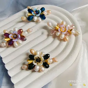 Bros rangkai mutiara tawar, brosh hijab.