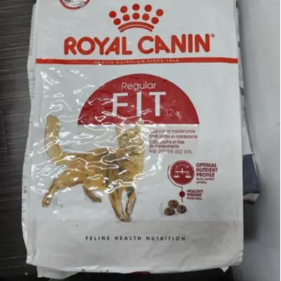 Royal Canin Fit32 kibbles 10kg