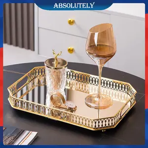 ABSOLUTELY Nampan Estetik Mewah Tray Aesthetic Nordic Cahaya Gaya Mewah Emas Besi Tempa Kaca Cermin Dasar Tray Ruang Tamu Desktop Perhiasan Tray Rumah Tangga Nampan Nampan Gelas