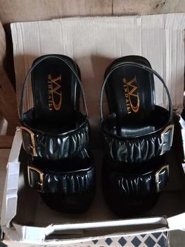 Product Review of Windaili Arumi - Sandal Tali Flatfrom weges Karet Wanita from l**i s**g 1