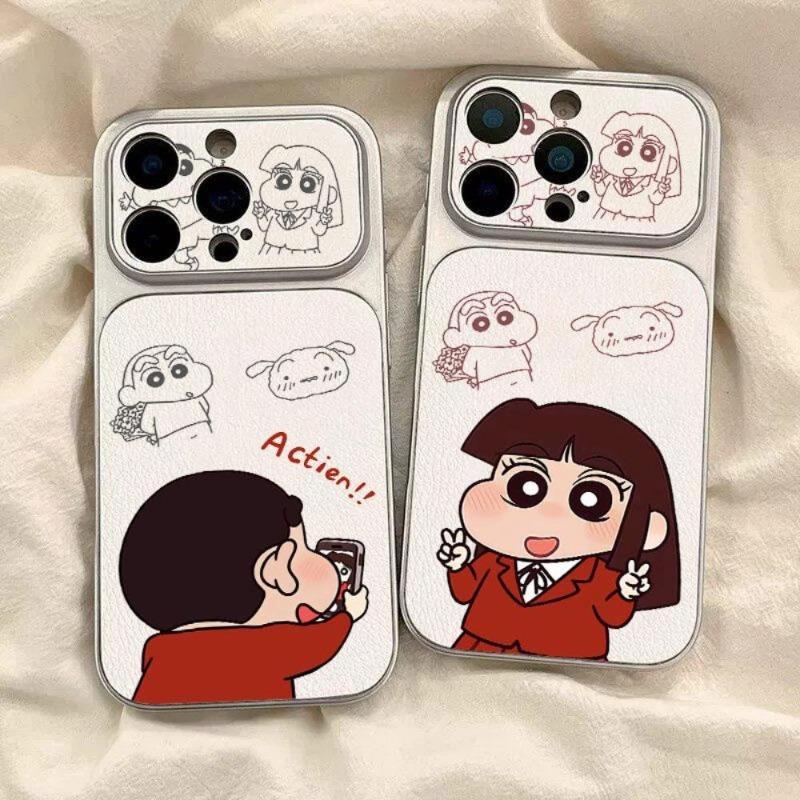 Ốp Lưng Điện Thoại Vân Da, Chống Sốc Bảo Vệ Camera IPhone 18, 17, 14, 12, 16, 15, 13, 11 Pro Max, IPhone 14, 15, 16 Plus, IPhone X, XR, XS MAX, IPhone 17 Air, Vỏ Silicone TPU, Crayon Shin-chan Chụp Ảnh