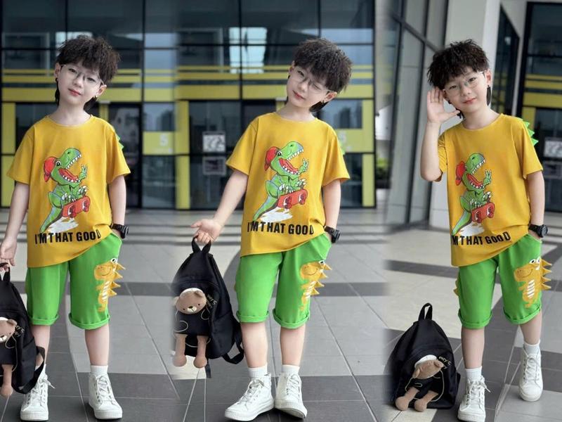  Bộ đồ bộ bé trai khủng long  lứơt ván chất liệu cotton co giãn 4 chiều cho bé trai 9-36kg M14 RONIKIDS SUMIKIDS 