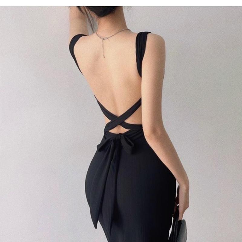 Product Introduction of Square neck sleeveless camisole backless dress for women, solid color fashionable Binding strap Retract your waist Wrap the buttocks bodycon mid length skirt 5